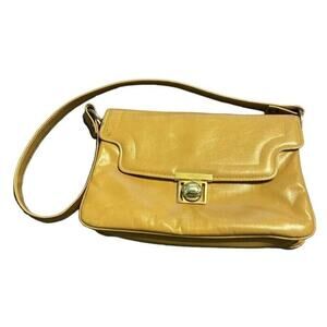 Tan Purse Single Strap Lined Western Timeless Minimalist Modest Classic Casual